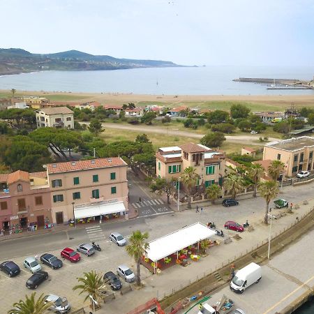B&B Del Porto Боза-Марина Екстер'єр фото