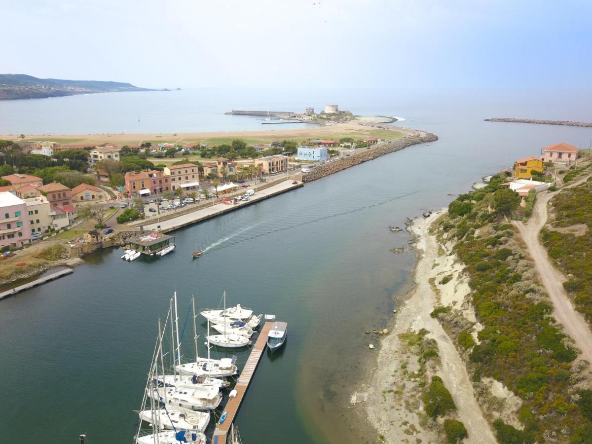 B&B Del Porto Боза-Марина Екстер'єр фото
