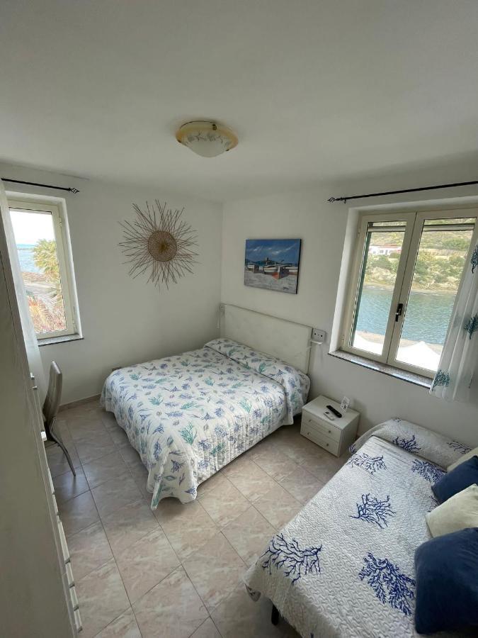 B&B Del Porto Боза-Марина Екстер'єр фото